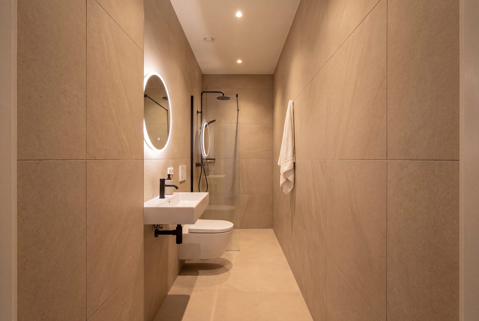 Badkamer — Newtonstraat 286